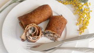 Заварные гречневые блины с шампиньонами