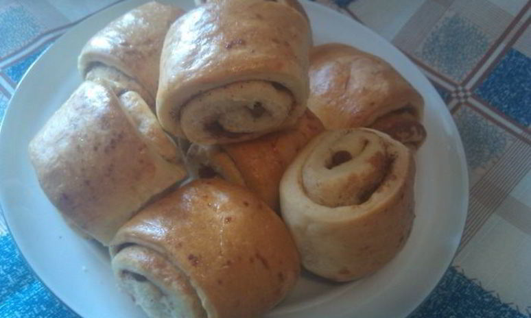 Рецепт булочек с корицей и изюмом