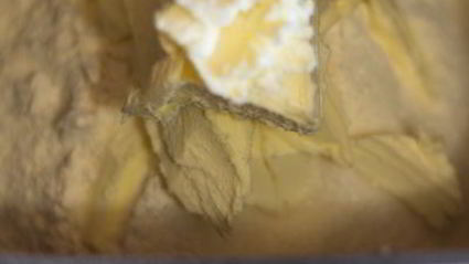 булочки с корицей в сметанной заливке