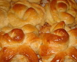 Булочки с творогом из дрожжевого теста