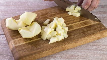 булочки с яблоками и корицей