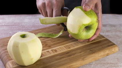 булочки с яблоками и корицей