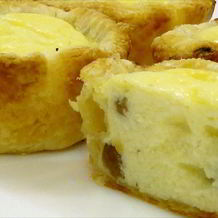 Булочки с изюмом