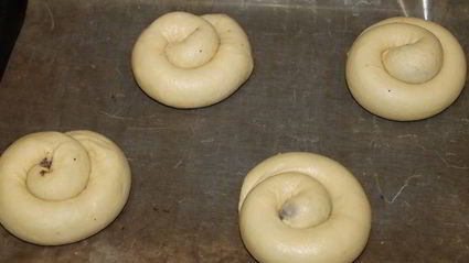 испанские булочки ensaimadas с украинской начинкой