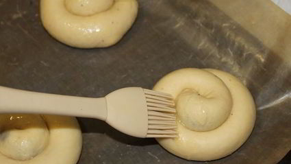 испанские булочки ensaimadas с украинской начинкой