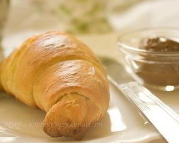 Круассаны с ореховой пастой