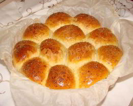 Ленивые булочки с курагой, финиками и изюмом