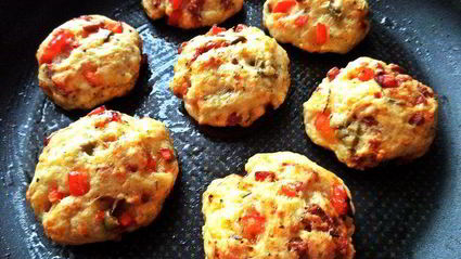 ленивые пиццы-булочки на творожном тесте