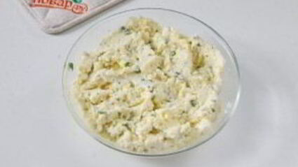 ватрушки с творогом, брынзой и зеленью