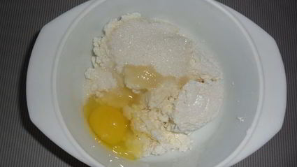 ватрушки с творогом на тесте со свежими дрожжами