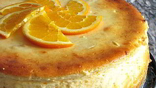 Апельсиновый чизкейк с соусом манго