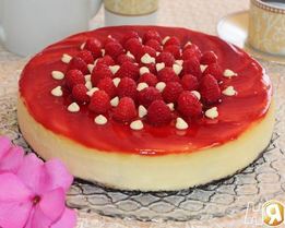 Чизкейк с белым шоколадом и малиной