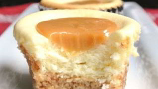 Карамельные чизкейки в формочках