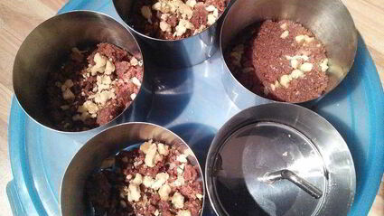 мини-чизкейк из козьего сыра с малиной