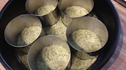 мини-чизкейки с томатным мармеладом