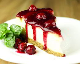 Праздничный чизкейк с вишней