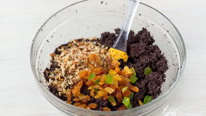 сыромак — творожный чизкейк с маковой начинкой