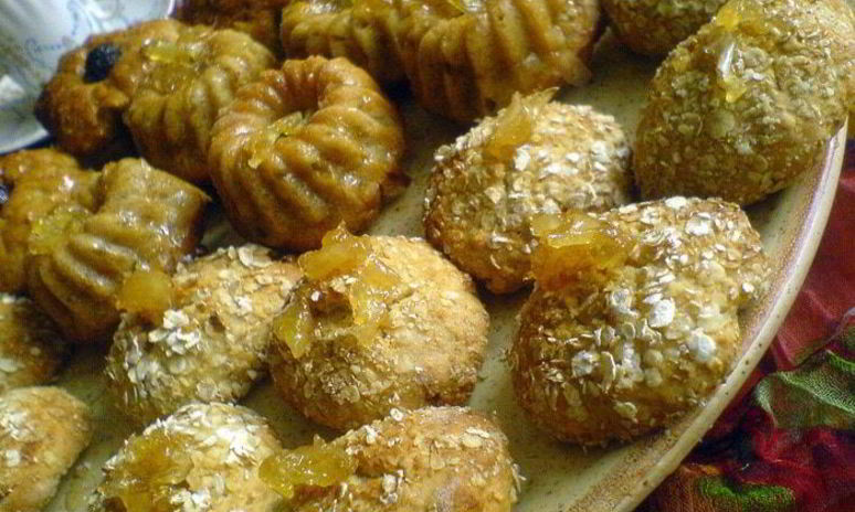 Рецепт фруктовых кексов с лимонной глазурью и печенье золотистое с овсяными хлопьями