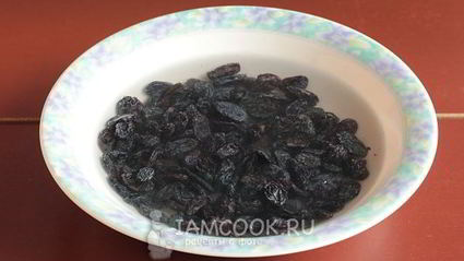 кекс с маком и изюмом