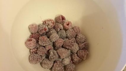 кекс с малиной