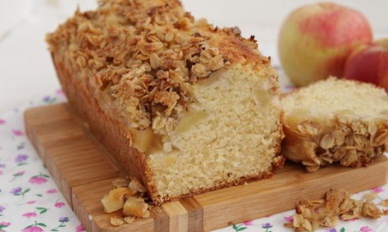 Рецепт кекса с яблоками и овсяным штрейзелем