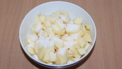 кекс с яблоками и овсяным штрейзелем