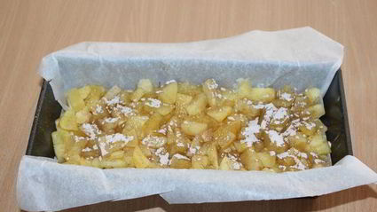 кекс с яблоками и овсяным штрейзелем