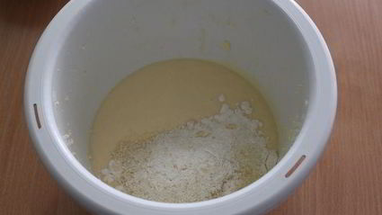 миндальный кекс с виноградом