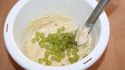 миндальный кекс с виноградом