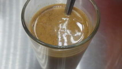 шоколадно-кофейный капкейк с пряной карамелью