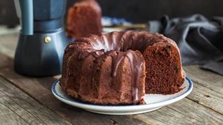 Шоколадный кекс с черносливом