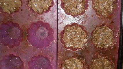 шоколадные кексы с ореховой начинкой