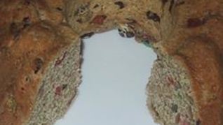 Ароматный хлеб с изюмом и сухофруками