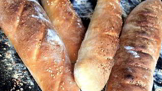 Французский багет с хрустящей корочкой