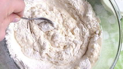 французский багет с хрустящей корочкой