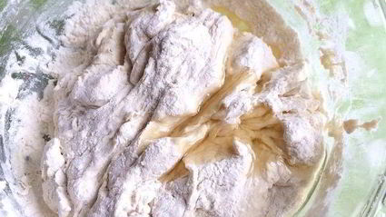 французский багет с хрустящей корочкой