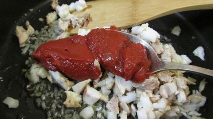 хеннеброд — хлеб с курицей