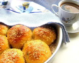 Хлеб закусочный с оливками и сыром