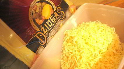 хлеб закусочный с оливками и сыром