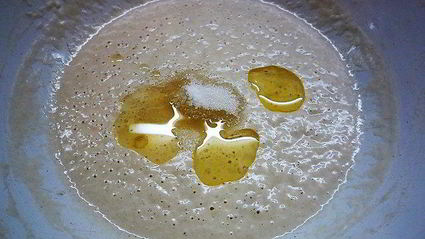 манный хлеб с семенами подсолнечника