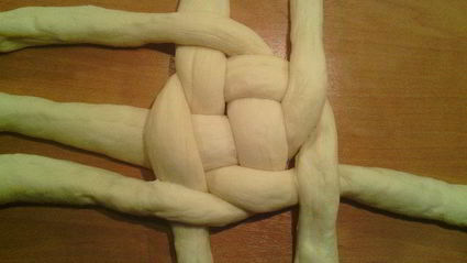 творожный хлеб плетенка