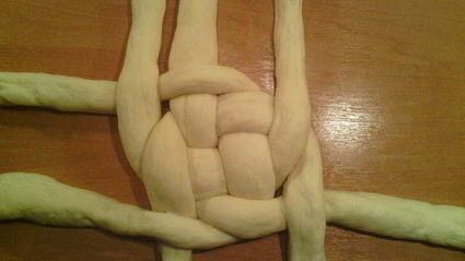 творожный хлеб плетенка