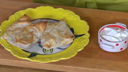 конвертики из фило с запеченными яблоками