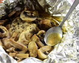 Конвертики с курицей и грибами