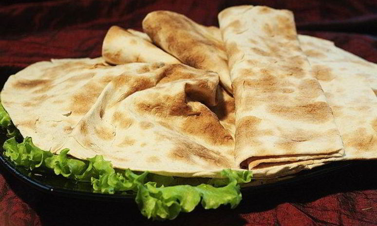 Рецепт домашнего тонкого лаваша на сковороде