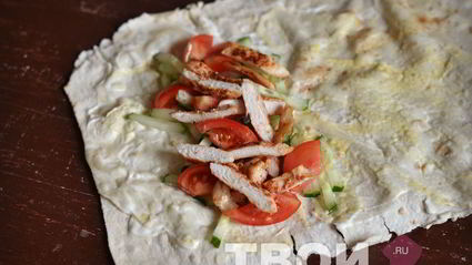 курица в лаваше