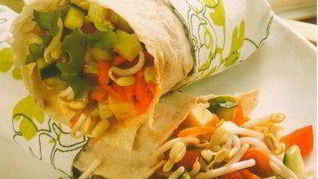 Лаваш со свежими овощами