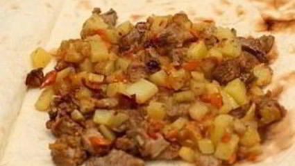 мясо в армянском лаваше