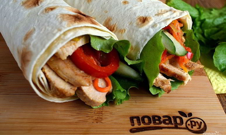 Рецепт ролла из лаваша с курицей и овощами