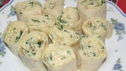 рулетики из лаваша с сыром